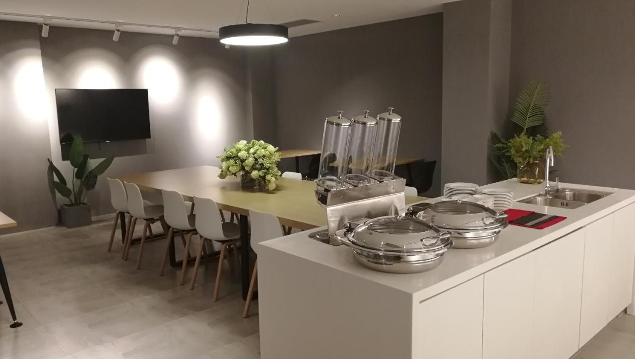 Ln Residence Changdi - New Aiqun Building - Canton Fair Free Shuttle Bus During Canton Fair Period Eksteriør bilde