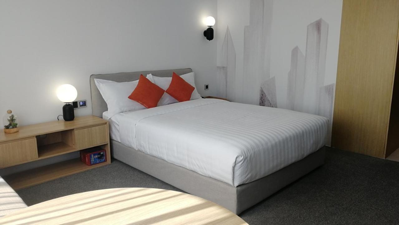 Ln Residence Changdi - New Aiqun Building - Canton Fair Free Shuttle Bus During Canton Fair Period Eksteriør bilde